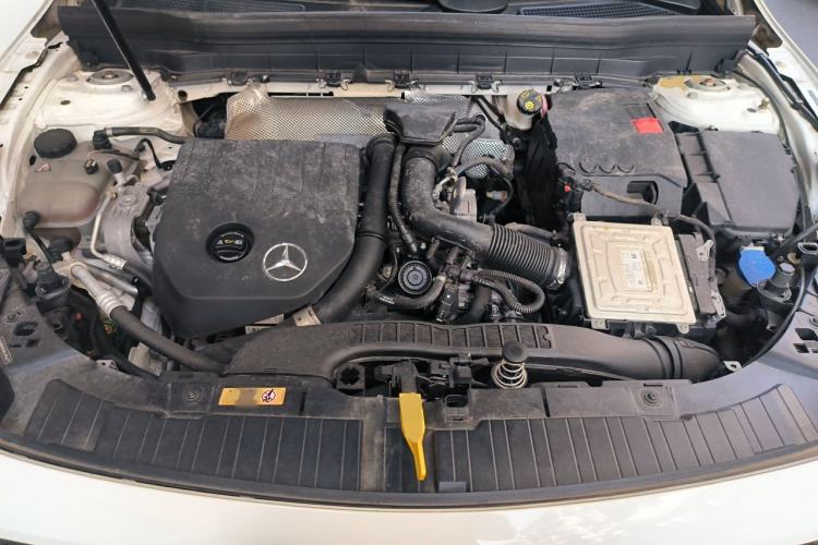 Used Mercedes-Benz GLB 2020 Facelift GLB 200 Fashion Edition Engine Bay