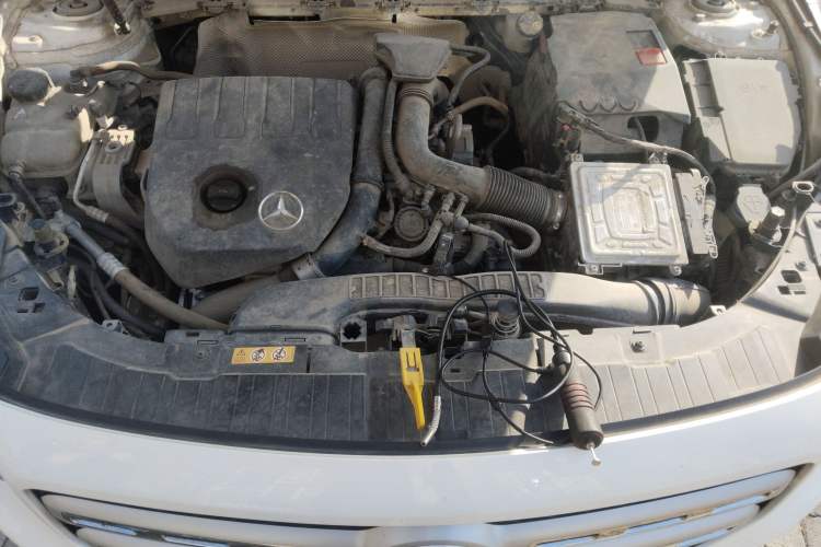 Used Mercedes-Benz GLB 2020 Facelift GLB 200 Fashion Edition Engine Bay