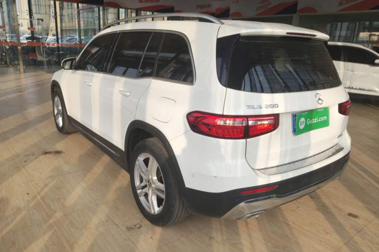 Used Mercedes-Benz GLB 2020 GLB 180 Dynamic Edition Exterior 2