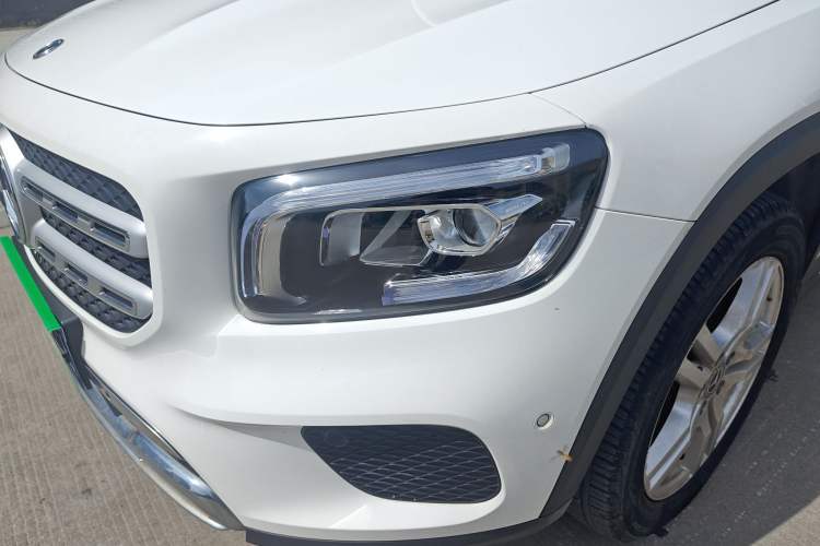Used Mercedes-Benz GLB 2020 Updated GLB 200 Dynamic Edition Exterior 3