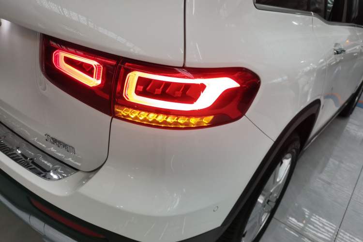 Used Mercedes-Benz GLB 2020 GLB 200 Dynamic Edition Exterior 3