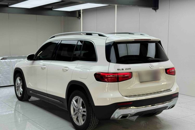Used Mercedes-Benz GLB 2020 GLB 180 Fashion Model Exterior 3