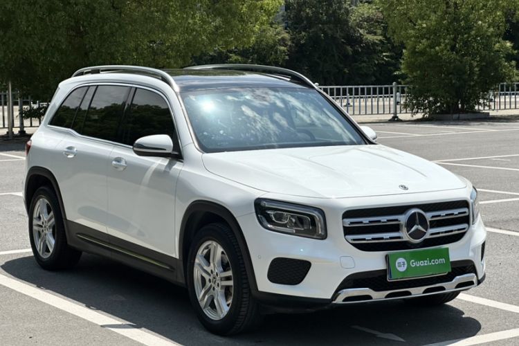 Used Mercedes-Benz GLB 2020 Updated GLB 200 Dynamic Edition Exterior 4