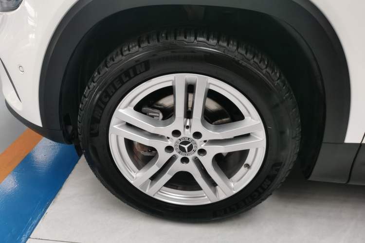 Used Mercedes-Benz GLB 2020 GLB 200 Dynamic Edition Exterior 4