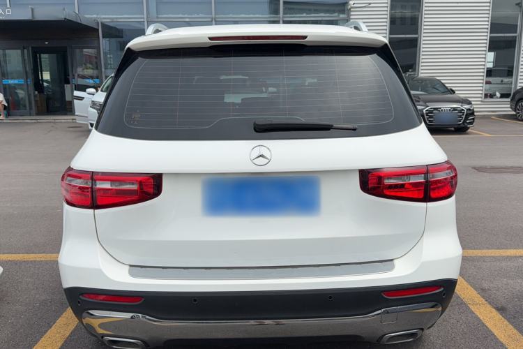 Used Mercedes-Benz GLB 2020 GLB 180 Dynamic Edition Exterior 4