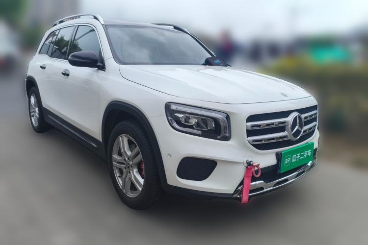 Used Mercedes-Benz GLB 2020 Updated GLB 200 Dynamic Edition Front Right 45 Deg