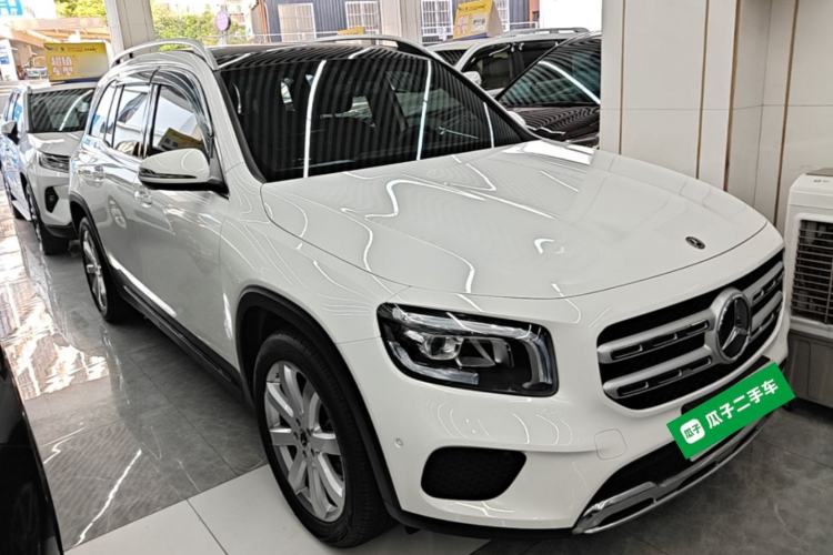 Used Mercedes-Benz GLB 2020 GLB 200 Stylish Edition Front Right 45 Deg