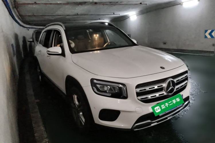 Used Mercedes-Benz GLB 2020 GLB 200 Dynamic Edition Front Right 45 Deg
