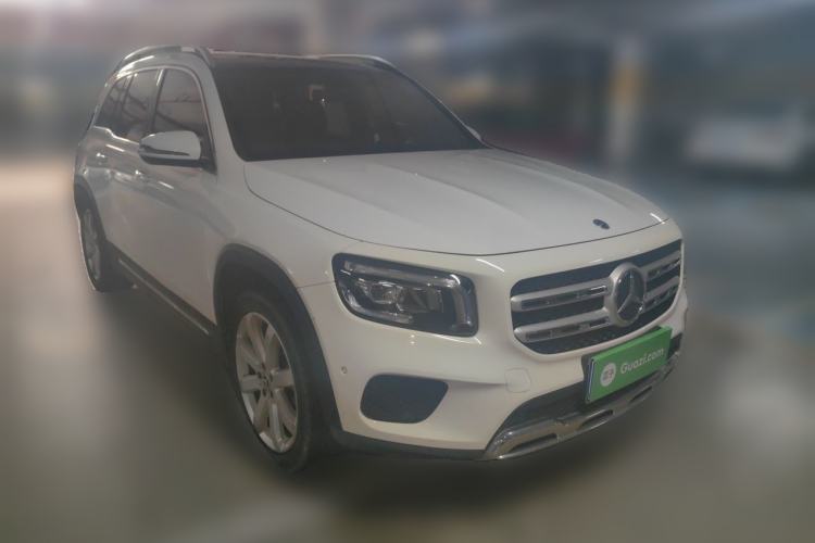 Used Mercedes-Benz GLB 2020 GLB 200 Stylish Edition Front Right 45 Deg