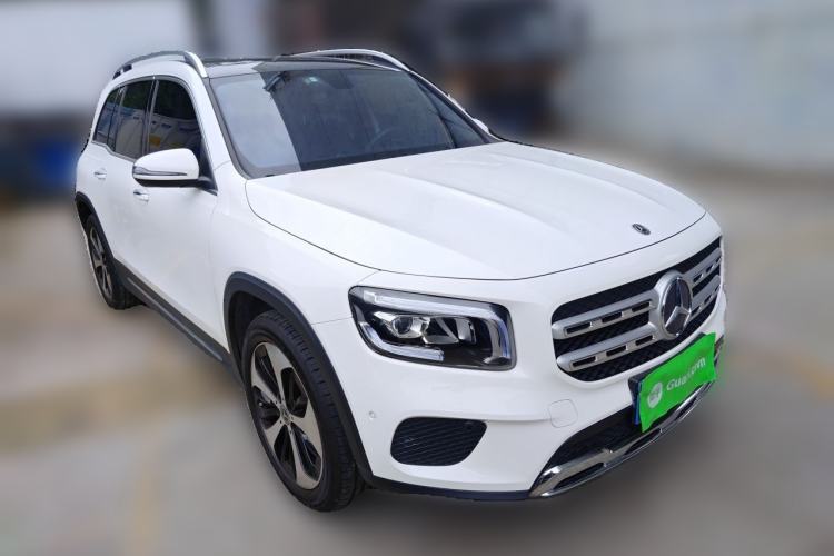Used Mercedes-Benz GLB 2020 Facelift GLB 200 Fashion Edition Front Right 45 Deg