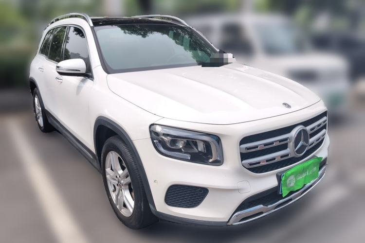 Used Mercedes-Benz GLB 2020 GLB 200 Dynamic Edition Front Right 45 Deg