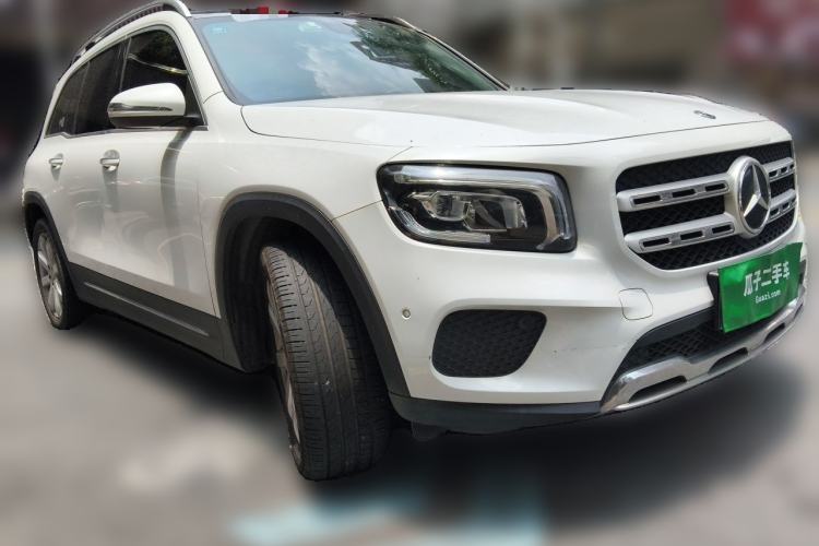 Used Mercedes-Benz GLB 2020 GLB 200 Stylish Edition Front Right 45 Deg