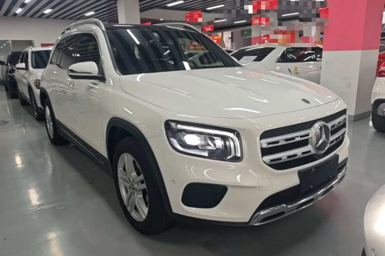 Used Mercedes-Benz GLB 2020 Updated GLB 200 Dynamic Edition Front Right 45 Deg