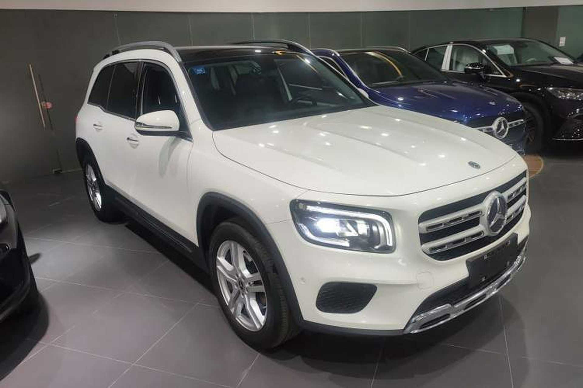 Used Mercedes-Benz GLB 2020 GLB 200 Dynamic Edition Front Right 45 Deg