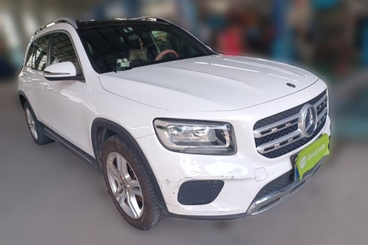 Used Mercedes-Benz GLB 2020 GLB 180 Fashion Model Front Right 45 Deg