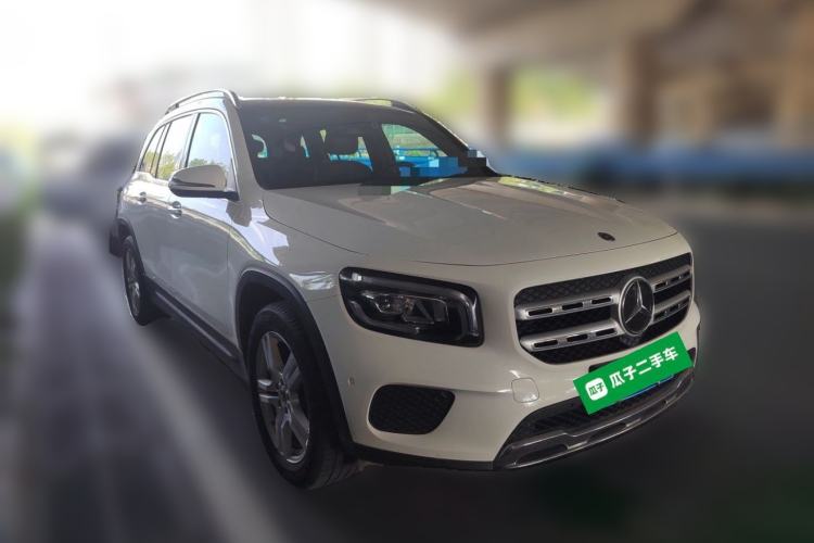 Used Mercedes-Benz GLB 2020 GLB 200 Dynamic Edition Front Right 45 Deg