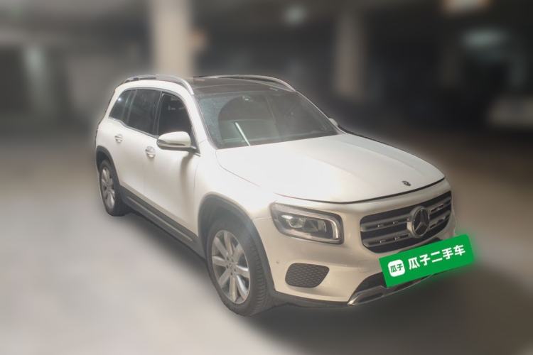 Used Mercedes-Benz GLB 2020 Facelift GLB 200 Fashion Edition Front Right 45 Deg