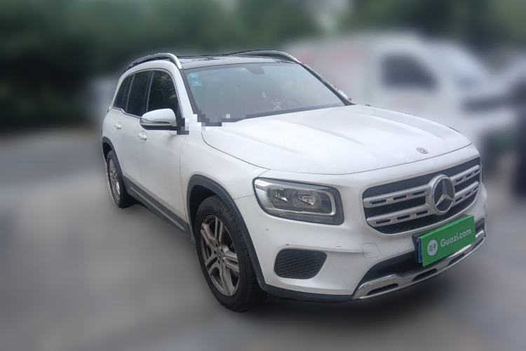 Used Mercedes-Benz GLB 2020 GLB 180 Fashion Model Front Right 45 Deg