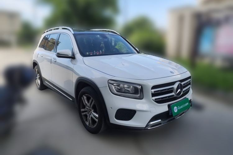 Used Mercedes-Benz GLB 2020 GLB 180 Dynamic Edition Front Right 45 Deg