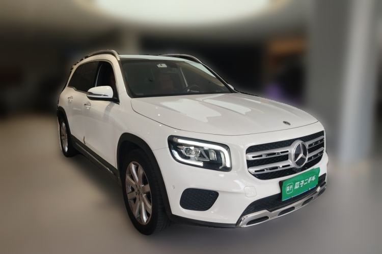 Used Mercedes-Benz GLB 2020 Facelift GLB 200 Fashion Edition Front Right 45 Deg
