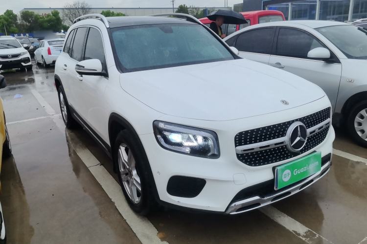 Used Mercedes-Benz GLB 2020 GLB 180 Fashion Model Front Right 45 Deg