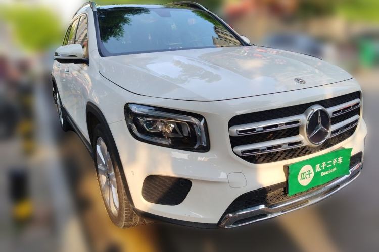 Used Mercedes-Benz GLB 2020 Facelift GLB 200 Fashion Edition Front Right 45 Deg