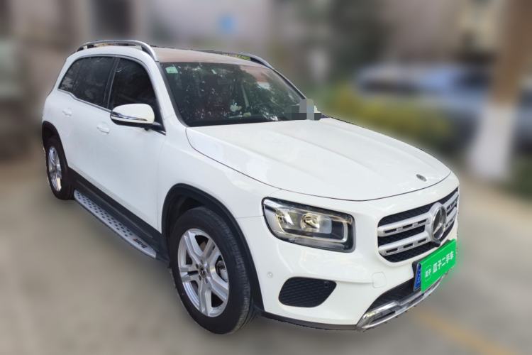 Used Mercedes-Benz GLB 2020 GLB 180 Fashion Model Front Right 45 Deg