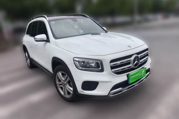 Used Mercedes-Benz GLB 2020 GLB 180 Fashion Model Front Right 45 Deg