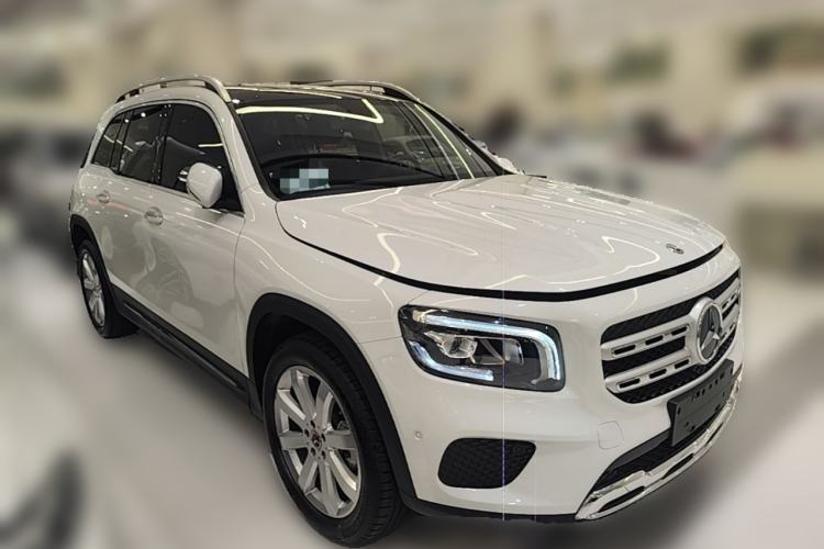 Used Mercedes-Benz GLB 2020 GLB 200 Stylish Edition Front Right 45 Deg