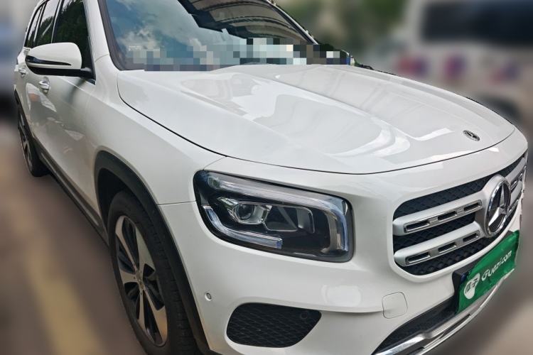Used Mercedes-Benz GLB 2020 Facelift GLB 200 Fashion Edition Front Right 45 Deg