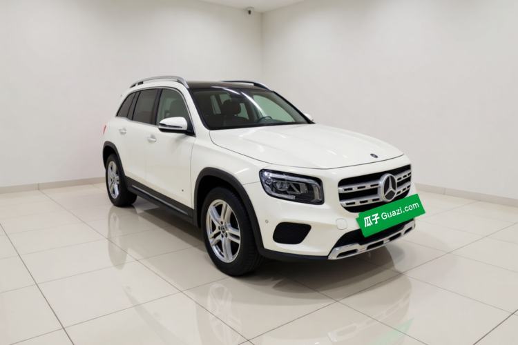 Used Mercedes-Benz GLB 2020 Updated GLB 200 Dynamic Edition Front Right 45 Deg