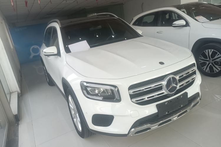 Used Mercedes-Benz GLB 2020 Facelift GLB 200 Fashion Edition Front Right 45 Deg