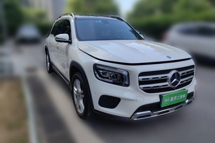 Used Mercedes-Benz GLB 2020 Updated GLB 200 Dynamic Edition Front Right 45 Deg