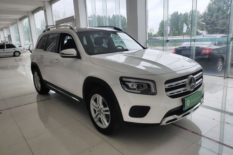 Used Mercedes-Benz GLB 2020 GLB 200 Dynamic Edition Front Right 45 Deg