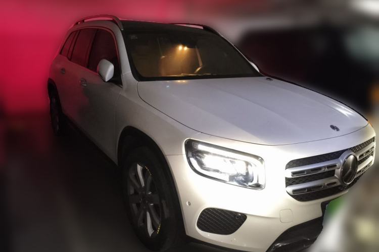 Used Mercedes-Benz GLB 2020 GLB 200 Stylish Edition Front Right 45 Deg