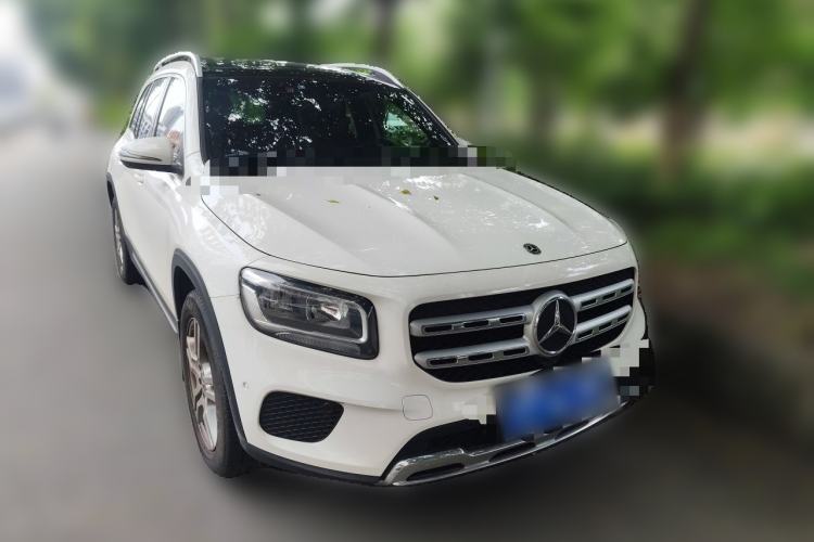 Used Mercedes-Benz GLB 2020 GLB 180 Fashion Model Front Right 45 Deg