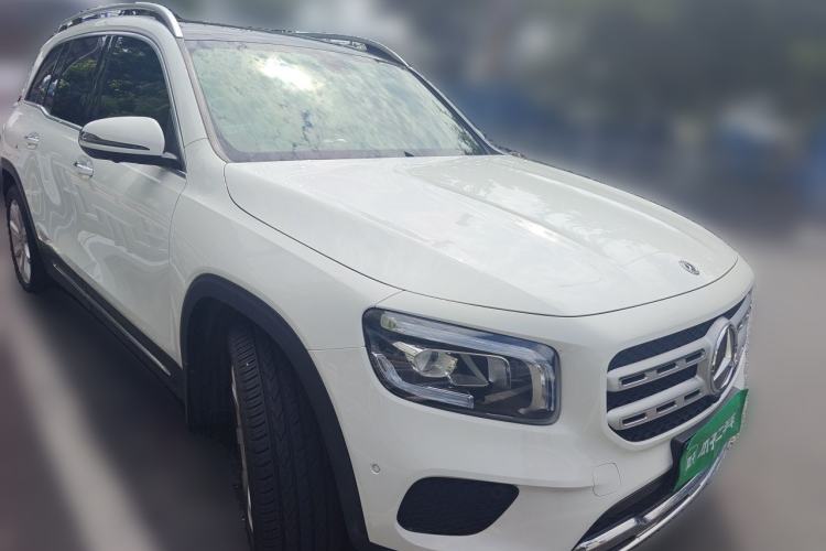 Used Mercedes-Benz GLB 2020 Facelift GLB 200 Fashion Edition Front Right 45 Deg