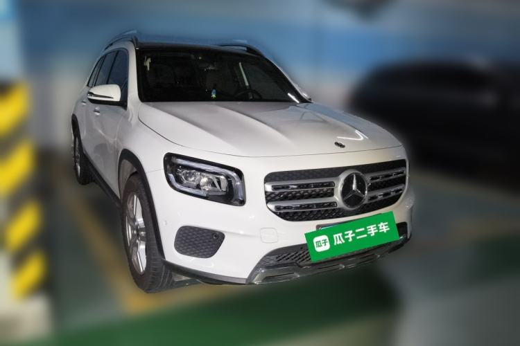 Used Mercedes-Benz GLB 2020 GLB 200 Dynamic Edition Front Right 45 Deg