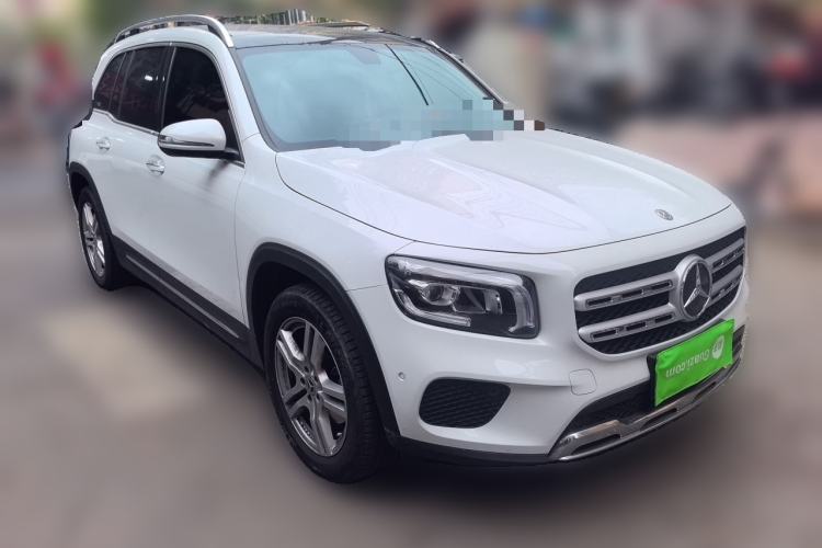 Used Mercedes-Benz GLB 2020 GLB 200 Dynamic Edition Front Right 45 Deg