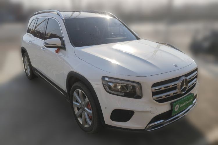 Used Mercedes-Benz GLB 2020 Facelift GLB 200 Fashion Edition Front Right 45 Deg