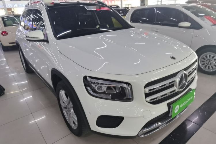 Used Mercedes-Benz GLB 2020 GLB 200 Dynamic Edition Front Right 45 Deg