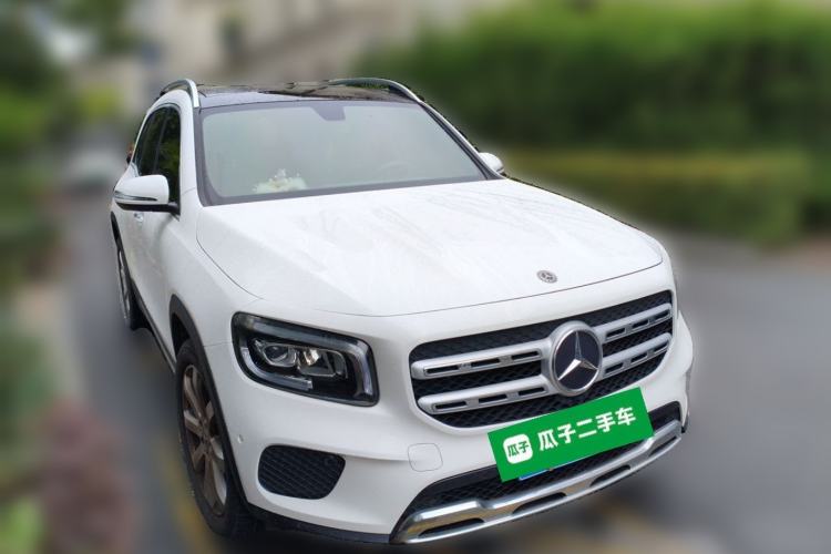 Used Mercedes-Benz GLB 2020 GLB 200 Stylish Edition Front Right 45 Deg