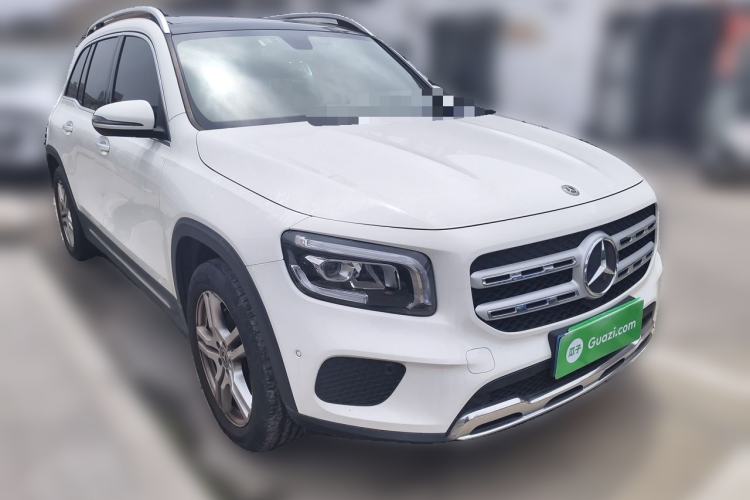 Used Mercedes-Benz GLB 2020 Updated GLB 200 Dynamic Edition Front Right 45 Deg
