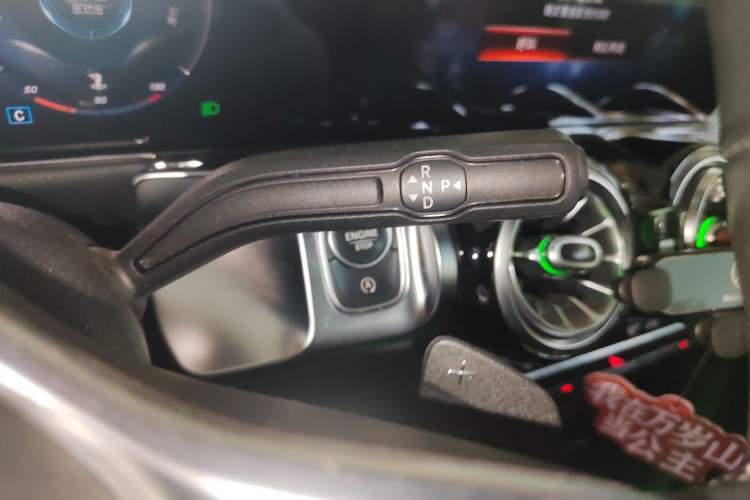 Used Mercedes-Benz GLB 2020 GLB 200 Dynamic Edition Gear Lever