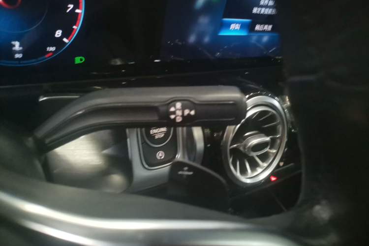 Used Mercedes-Benz GLB 2020 Facelift GLB 200 Fashion Edition Gear Lever