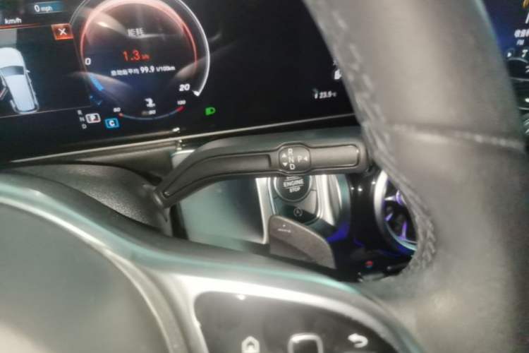 Used Mercedes-Benz GLB 2020 Updated GLB 200 Dynamic Edition Gear Lever