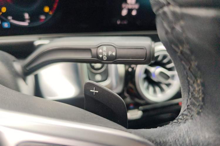 Used Mercedes-Benz GLB 2020 GLB 200 Dynamic Edition Gear Lever