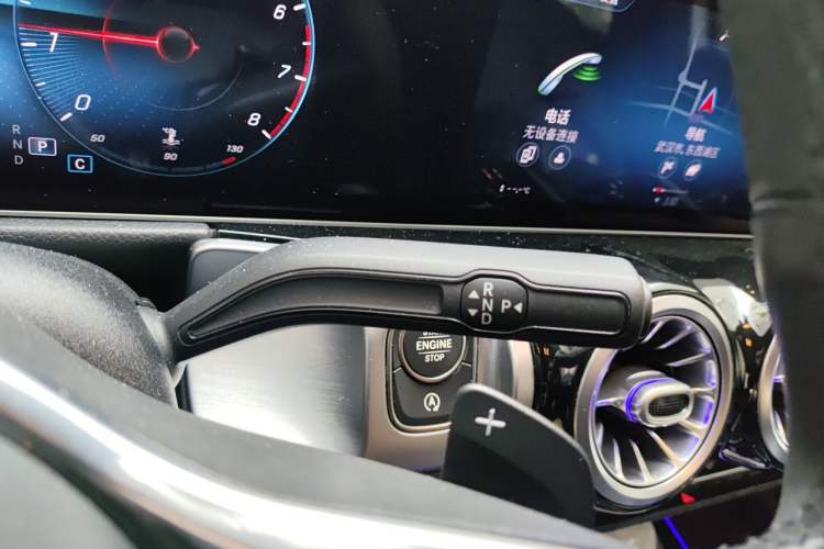 Used Mercedes-Benz GLB 2020 Updated GLB 200 Dynamic Edition Gear Lever