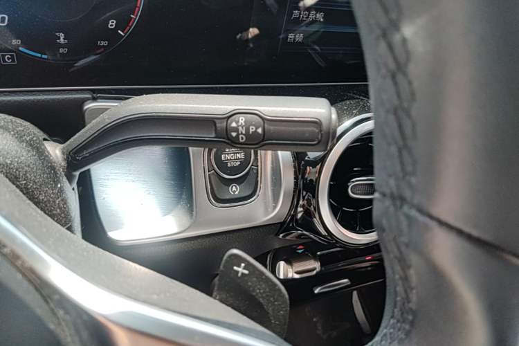Used Mercedes-Benz GLB 2020 GLB 200 Dynamic Edition Gear Lever