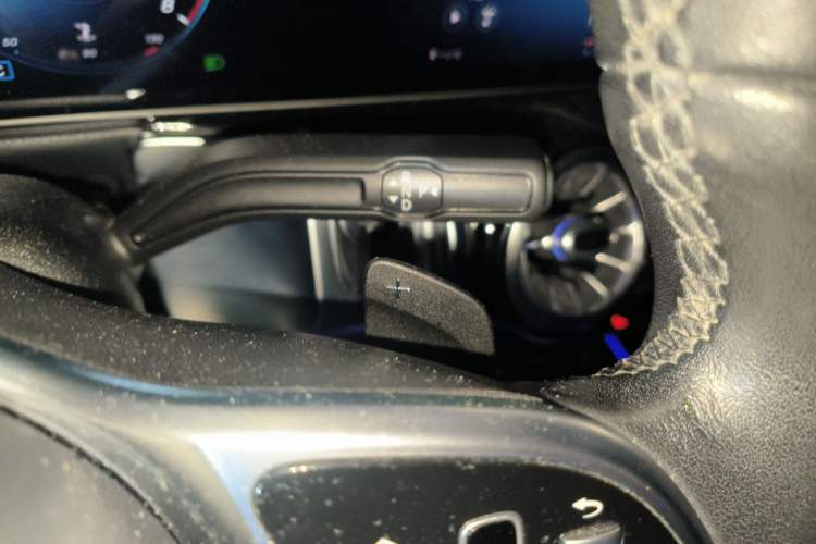 Used Mercedes-Benz GLB 2020 Facelift GLB 200 Fashion Edition Gear Lever